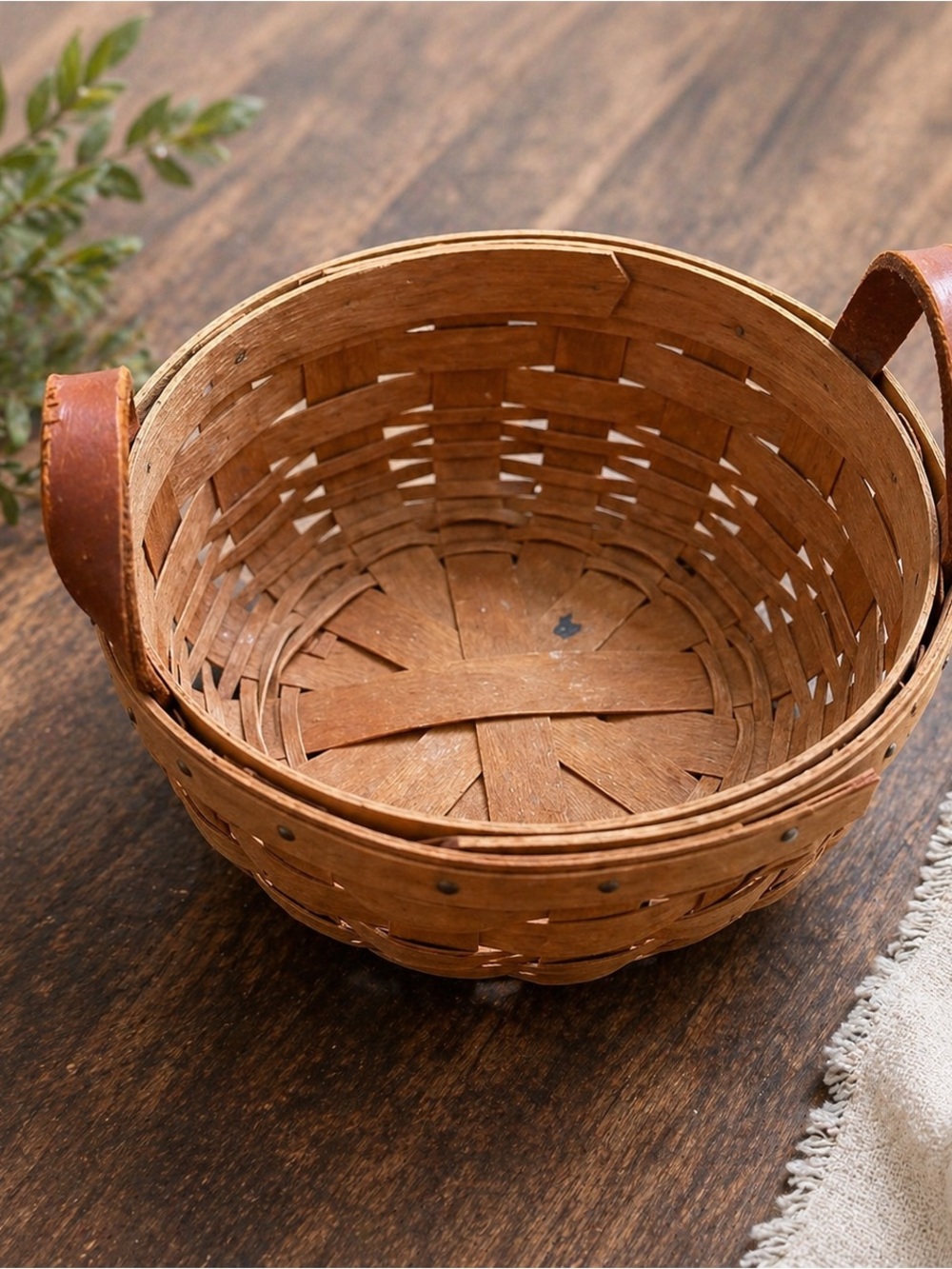 Longaberger Small Round Basket Leather Handles Handwoven USA 7”